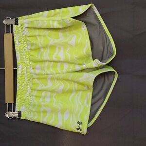 Under Armer Medium shorts green